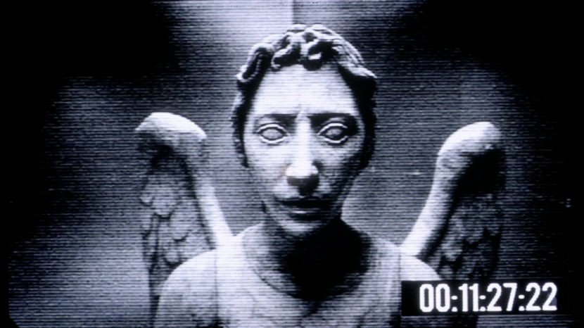 Weeping angel scary desktop wallpaper prank for Windows or macOS